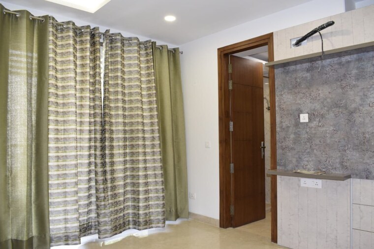 Room, godrej-air-sector-85 3 Bedroom 1829 Sq.Ft. Apartment In Sector 85 Gurgaon 8366845