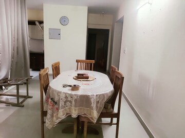Team Area in 3 BHK Builder Floor at Omaxe Heights, Sector 86 – for Rent