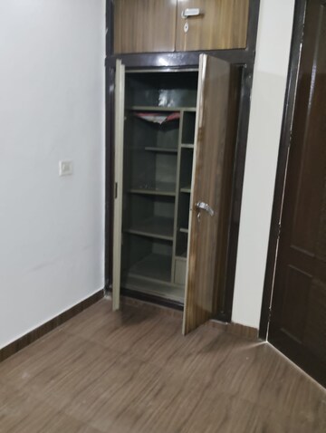 Building Lobby in 6+ BHK Independent House at Cambridge Apartment B, Halasuru – for Sale