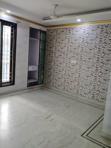 Room in 6+ BHK Independent House at Cambridge Apartment B, Halasuru – for Sale
