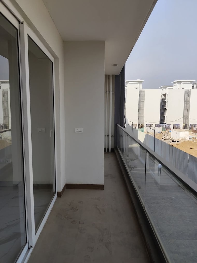 undefined, smart-world-gems 2.5 Bedroom 1153 Sq.Ft. Builder Floor In Sector 89 Gurgaon 8366949