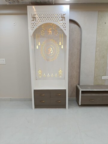 Furnished Amenities in 4 BHK Apartment at Shree Shyam Residency Mansarovar, Mansarovar – for Rent