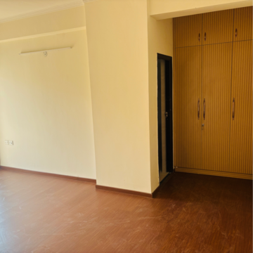 Building Lobby in 3.5 BHK Apartment at Amrapali Terrace Homes, Tech Zone 4 Greater Noida – for Rent