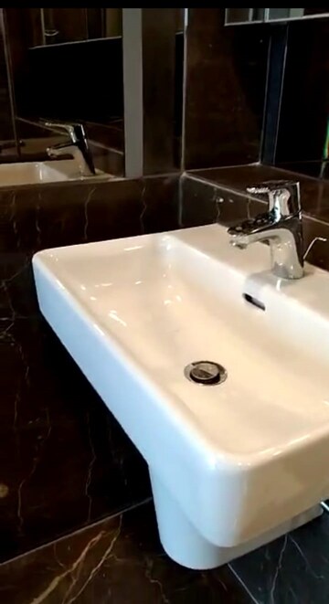 Bathroom in 4 BHK Apartment at Worli – for Rent