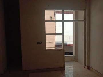 Room in 2 BHK Independent House at Dwarka Mor – for Sale