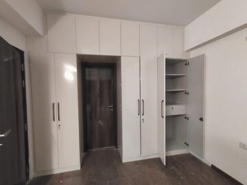 Room in 3 BHK Builder Floor at DLF Gardencity Enclave, Sector 93 – for Sale
