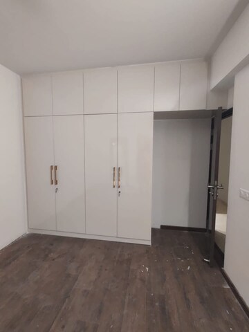 Room in 3 BHK Builder Floor at DLF Gardencity Enclave, Sector 93 – for Sale