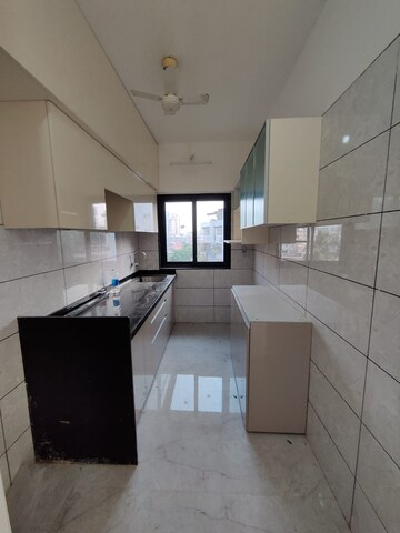 2 BHK Apartment For Rent in AVD Residencia, Bandra West