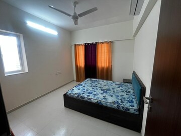 2 BHK Apartment For Rent in Omkar Signet, Malad East