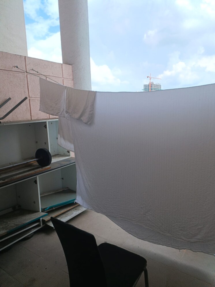 undefined, magarpatta-city-cosmos 3 Bedroom 1500 Sq.Ft. Apartment In Kharadi Bypass Road Pune 8367235