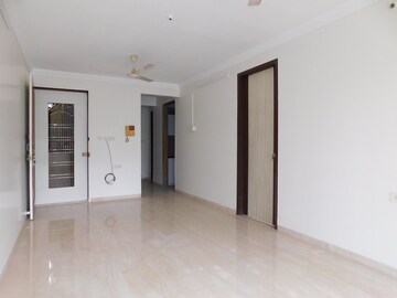 Room in 2 BHK Apartment at Yashomati Society, Chembur – for Rent