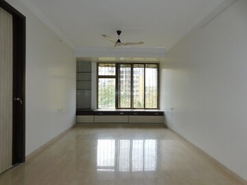 Room in 2 BHK Apartment at Yashomati Society, Chembur – for Rent