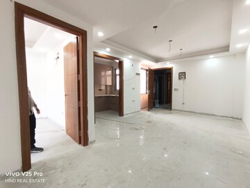 Room in 3 BHK Builder Floor at Vasant Kunj – for Rent