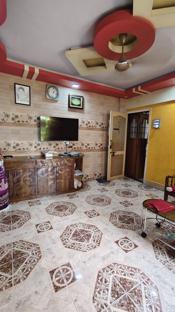 Room in 1 BHK Apartment at Dombivli West – for Sale
