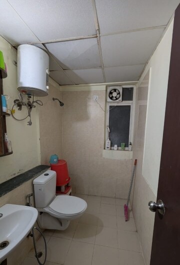 Bathroom in 2 BHK Apartment at Jaypee Greens Kosmos, Sector 134 – for Rent