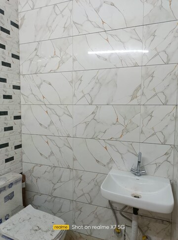 Bathroom in 3 BHK Apartment at Lajpat Nagar I – for Rent