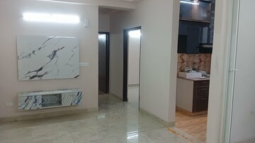 2.5 BHK Apartment For Rent in Amrapali Golf Homes, Sector 4, Greater Noida