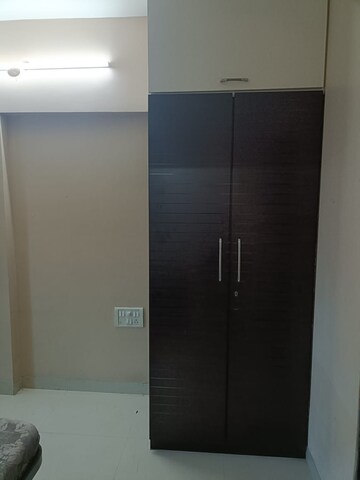 Furnished Amenities in 2 BHK Apartment at Veena Serenity, Chembur – for Rent