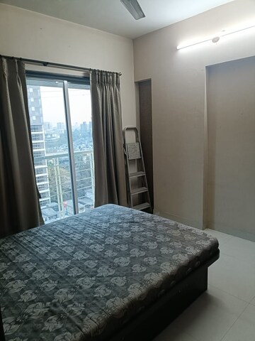 Bedroom in 2 BHK Apartment at Veena Serenity, Chembur – for Rent