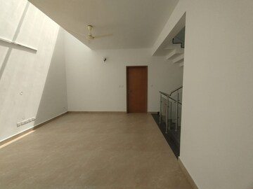 Room in 3.5 BHK Apartment at Assetz Soul And Soil, Chikkagubbi Village – for Rent