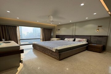 Bedroom in 4 BHK Apartment at Lodha The Park, Worli – for Rent