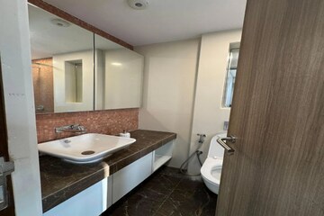 Team Area in 4 BHK Apartment at Lodha The Park, Worli – for Rent