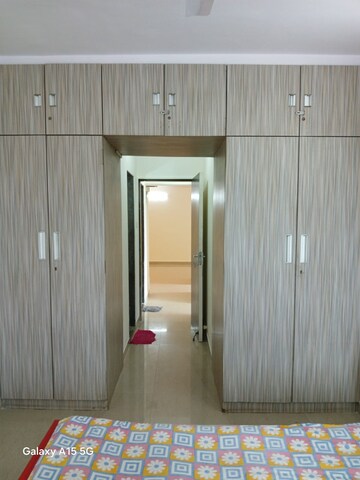 Room in 4 BHK Apartment at SD Astron Tower, Kandivali East – for Rent