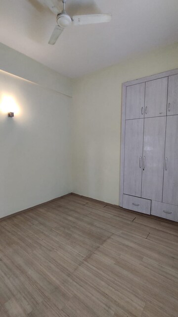 2 BHK Apartment For Rent in Moti Nagar Delhi  8368025