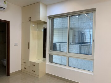 Room in 3 BHK Apartment at Aurobindo Kohinoor, Serilingampally – for Rent