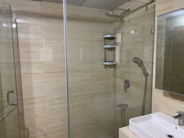 Bathroom in 3 BHK Apartment at Aurobindo Kohinoor, Serilingampally – for Rent