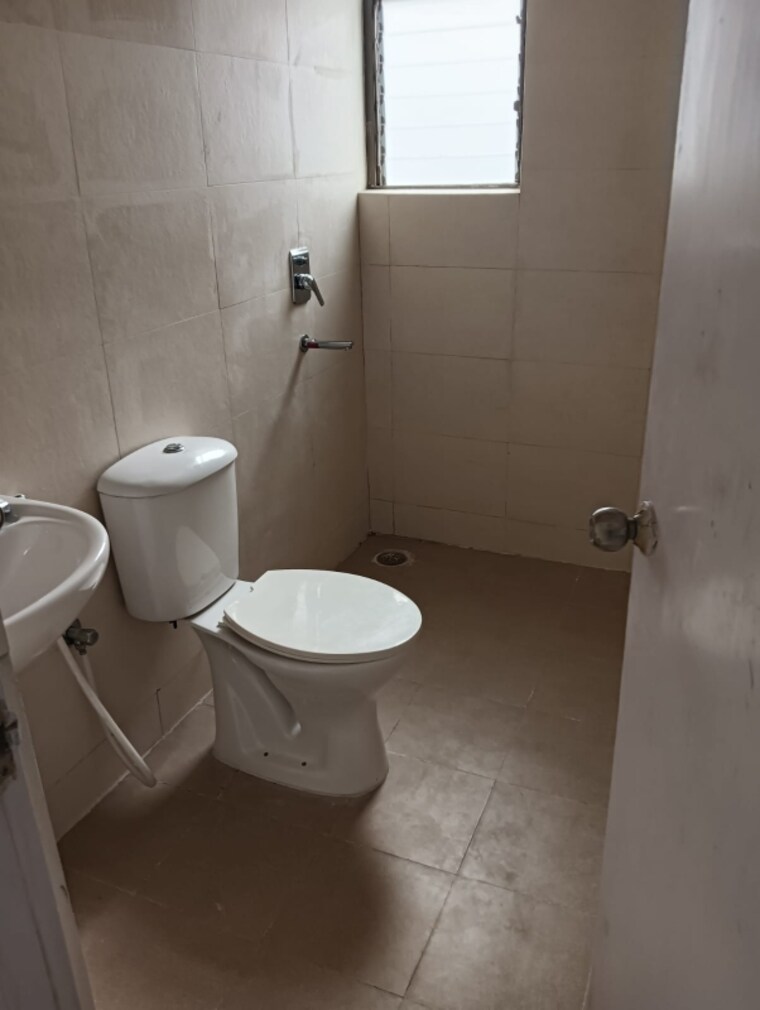 Bathroom, siddha-happyville 3 Bedroom 1265 Sq.Ft. Apartment In Rajarhat New Town Kolkata 8368150