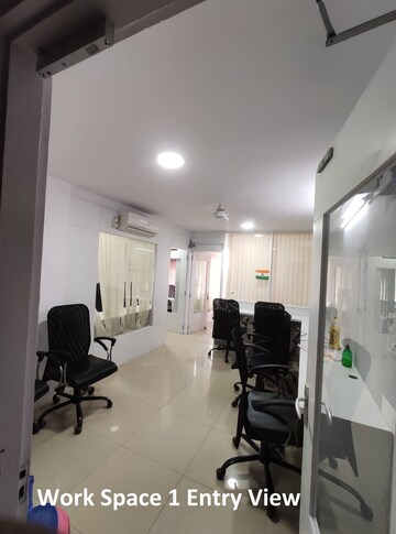 Commercial Office Space 758 Sq.Ft. For Rent in Satellite Ahmedabad  8368035