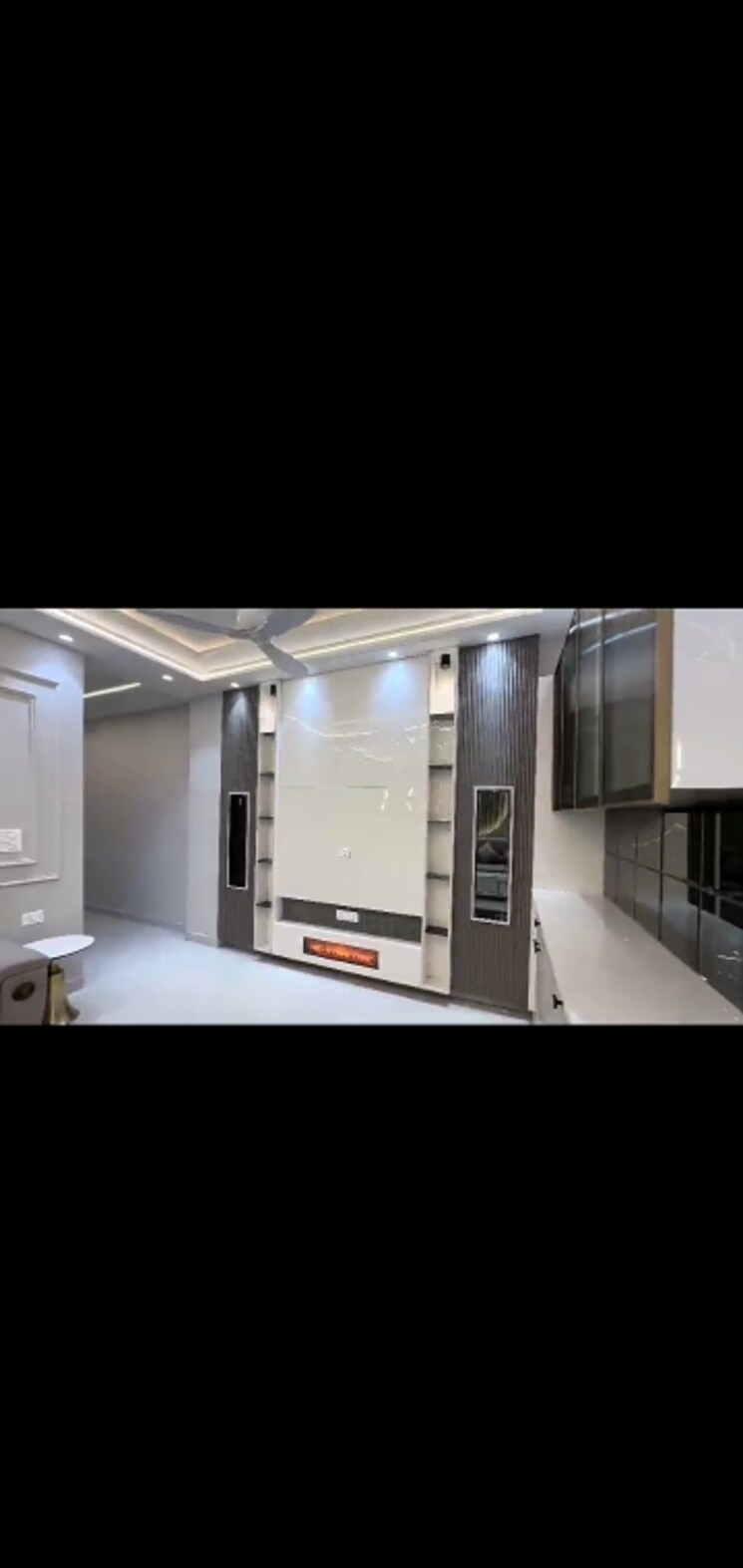 Floor Plan, dwarka mor 4 Bedroom 1350 Sq.Ft. Builder Floor In Dwarka Mor Delhi 8368239