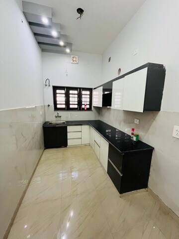 Kitchen in 5 BHK Independent House at Gms Road – for Rent