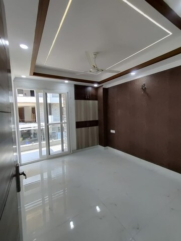 Kitchen in 3 BHK Builder Floor at Gms Road – for Rent