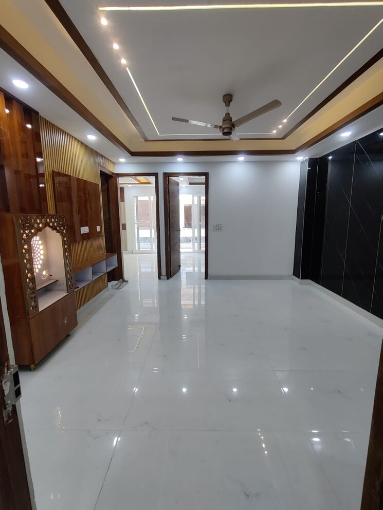 Room, gms road 3 Bedroom 1200 Sq.Ft. Builder Floor In Gms Road Dehradun 8368386