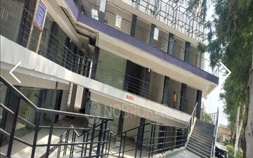 Warehouse For Rent in Baliawas