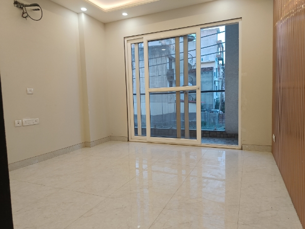 3 BHK + Extra Room Builder Floor For Sale in Sushant Lok 3