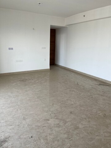 Room in 3.5 BHK Apartment at ATS Rhapsody, Sector 1 Greater Noida – for Sale