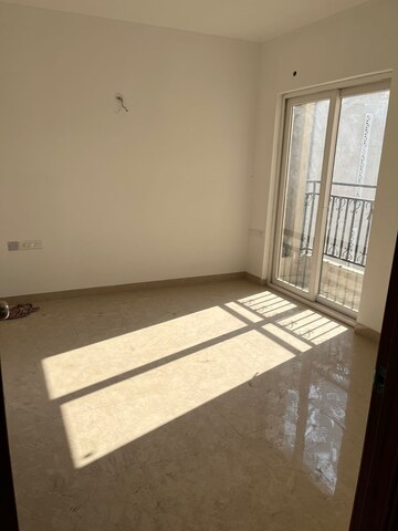 Room in 3.5 BHK Apartment at ATS Rhapsody, Sector 1 Greater Noida – for Sale