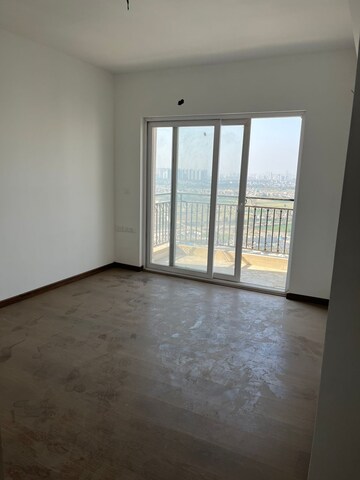 Room in 3.5 BHK Apartment at ATS Rhapsody, Sector 1 Greater Noida – for Sale