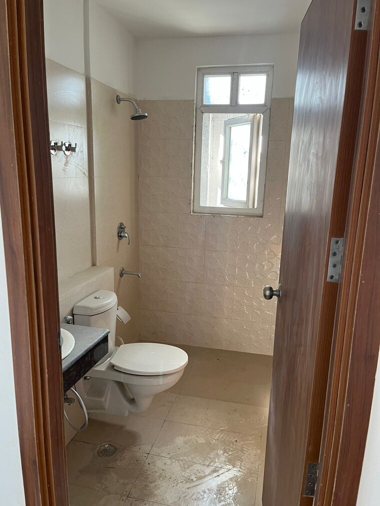 Bathroom, ats-rhapsody 3.5 Bedroom 1800 Sq.Ft. Apartment In Sector 1 Greater Noida Greater Noida 8368422