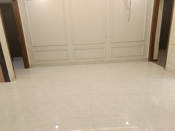 Room in 3 BHK Builder Floor at Sushant Lok 3, Sector 57 – for Sale