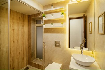 Bathroom in 2.5 BHK Apartment at K Raheja Vistas, Andheri East – for Sale