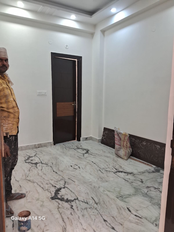 3 BHK Builder Floor For Sale in Vasundhara Sector 3