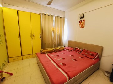 Bedroom in 2 BHK Apartment at Nyati Meadows, Wadgaon Sheri – for Rent