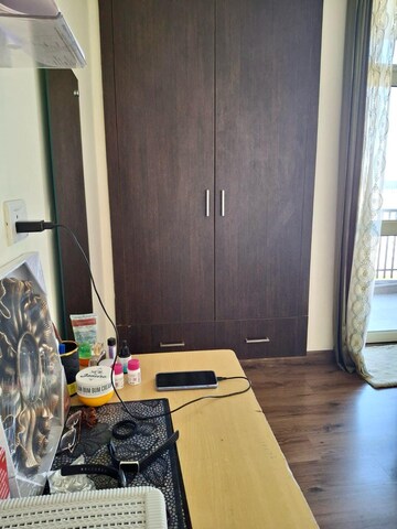 Furnished Amenities in 2 BHK Apartment at Sushma Green vista, Ghazipur – for Sale