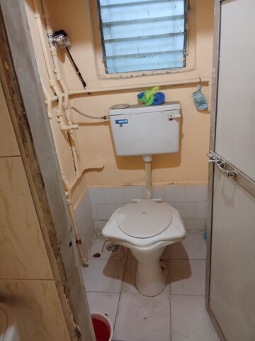 Master Bedroom in 1 BHK Apartment at Jal Darshan CHS Borivali, Borivali West – for Rent