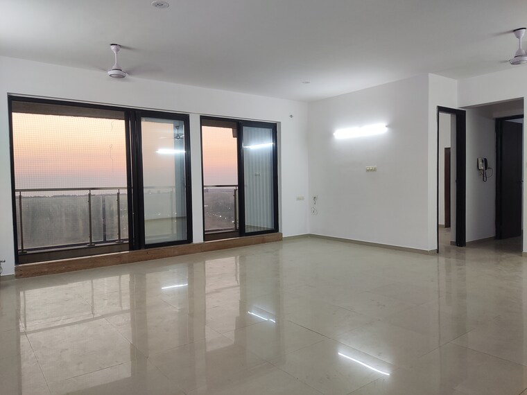 Room, rustomjee-elanza 2.5 Bedroom 1305 Sq.Ft. Apartment In Malad West Mumbai 8368762