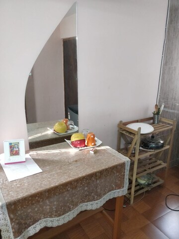 Furnished Amenities in 2 BHK Builder Floor at Malviya Nagar – for Rent
